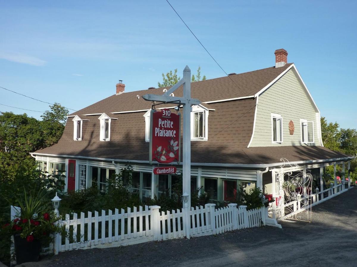 Petite Plaisance Appartements La Malbaie Extérieur photo